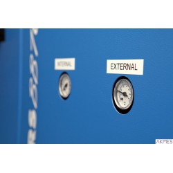 Taśma poliestrowa RHINO trwała 9mm czarna na białym 18482 DYMO